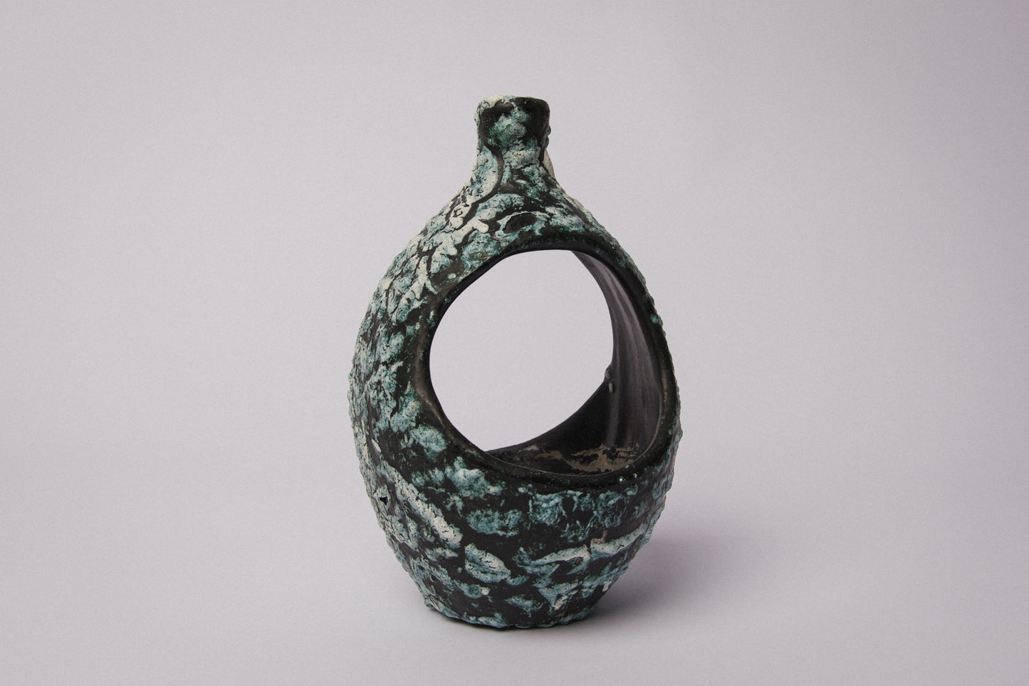 Béla Mihály HANGING POT _ 1445