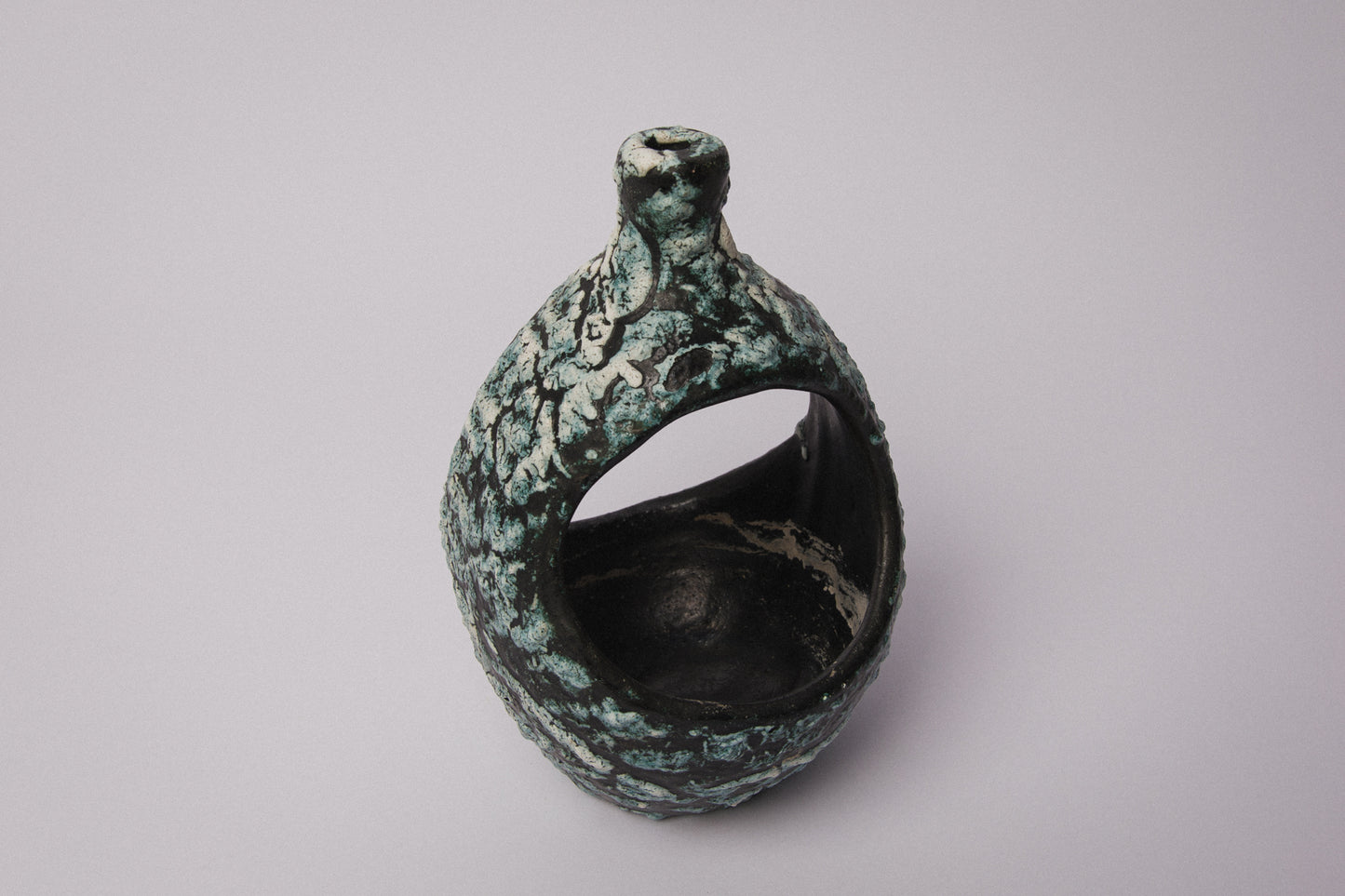 Béla Mihály HANGING POT _ 1445