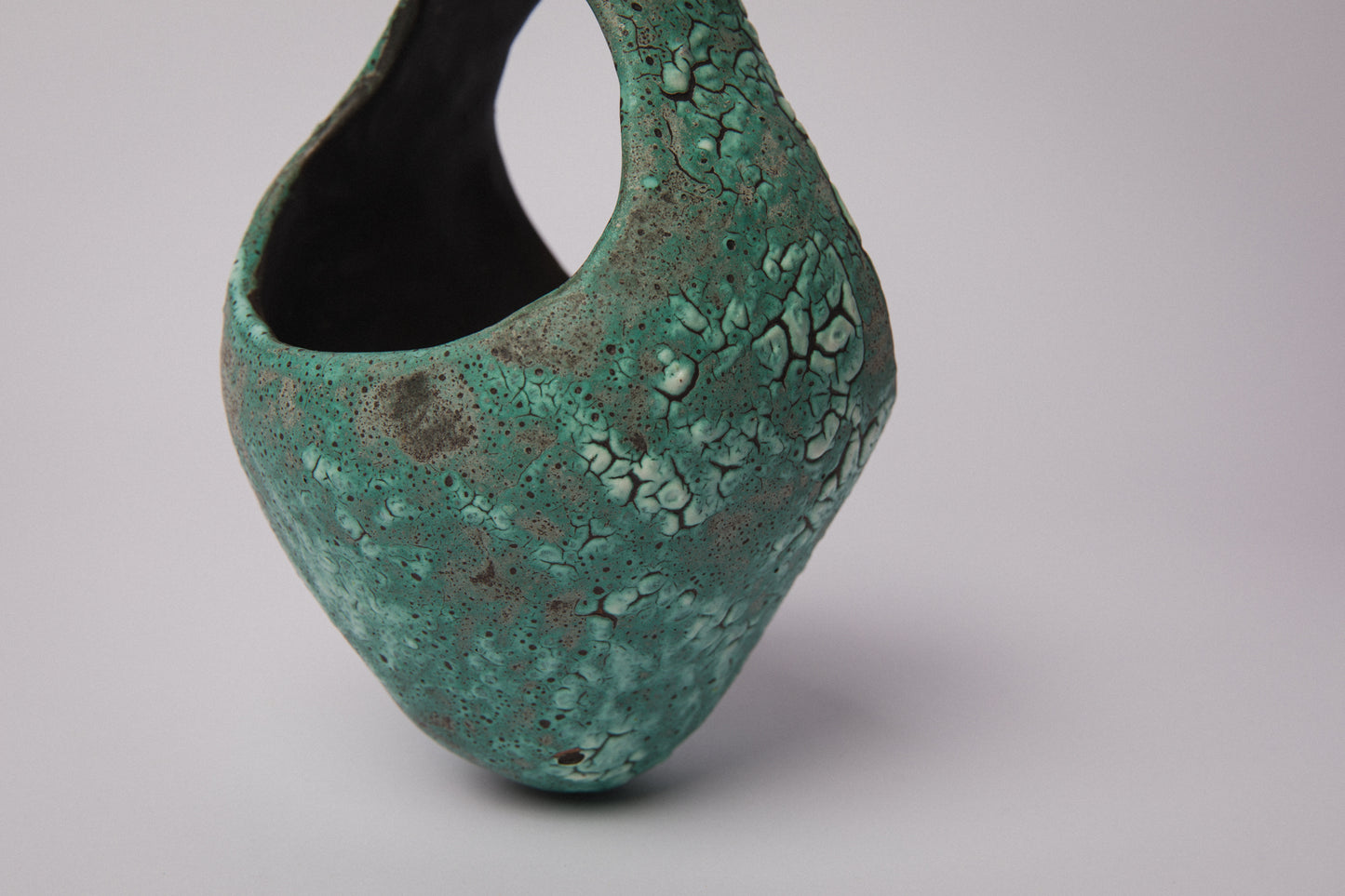 Béla Mihály HANGING POT _ 1446