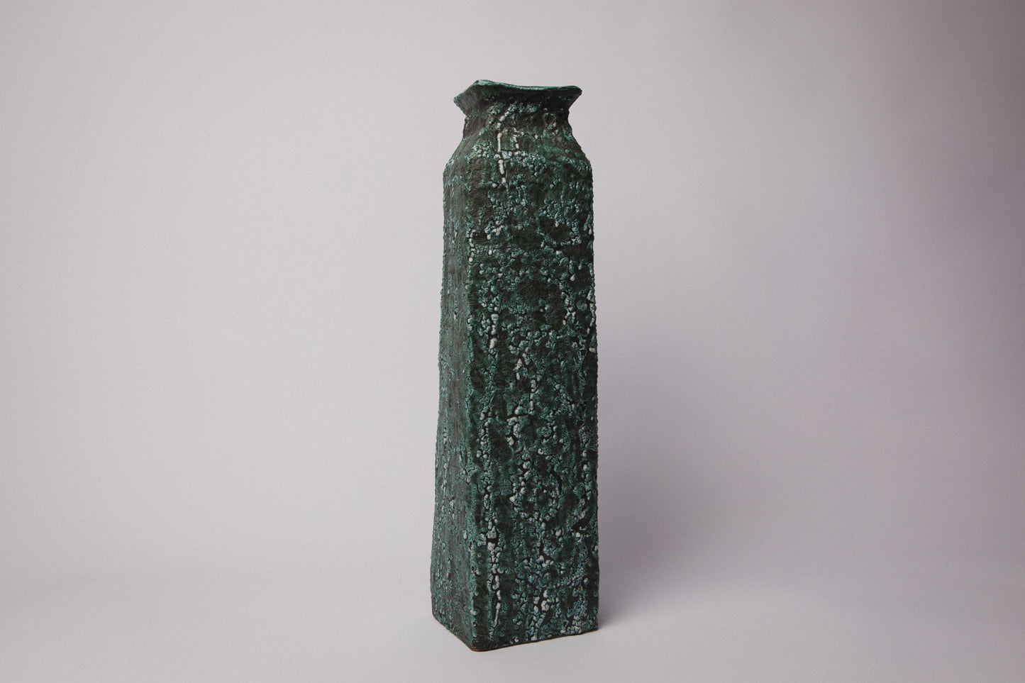 Béla Mihály FLOOR VASE _ 1448