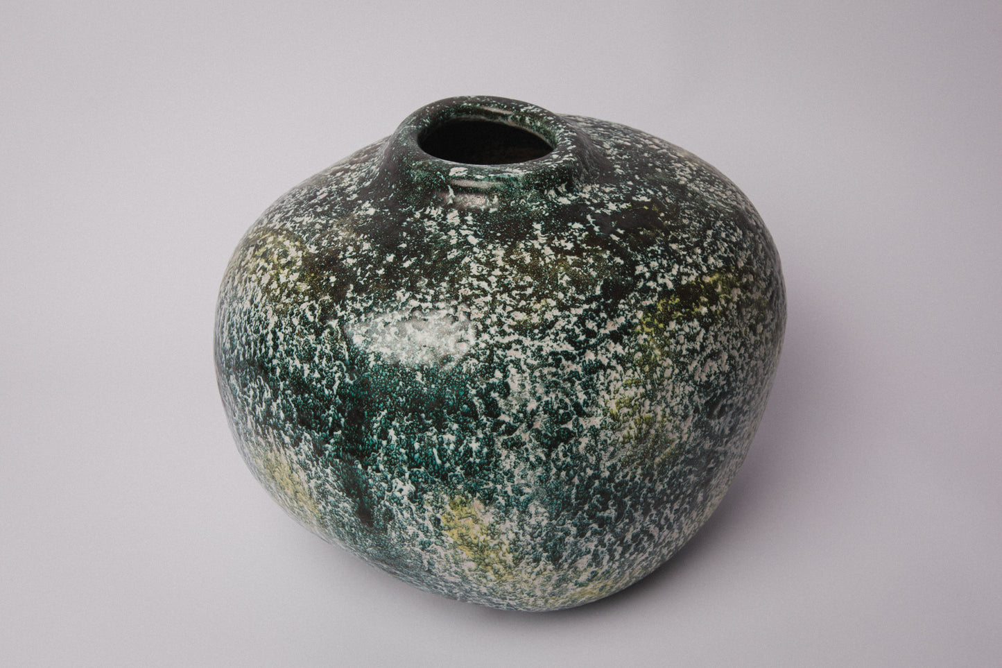 István Gádor VASE _ 1460