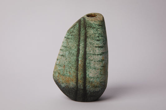 Pebble VASE by Ágoston Simó _ 1337