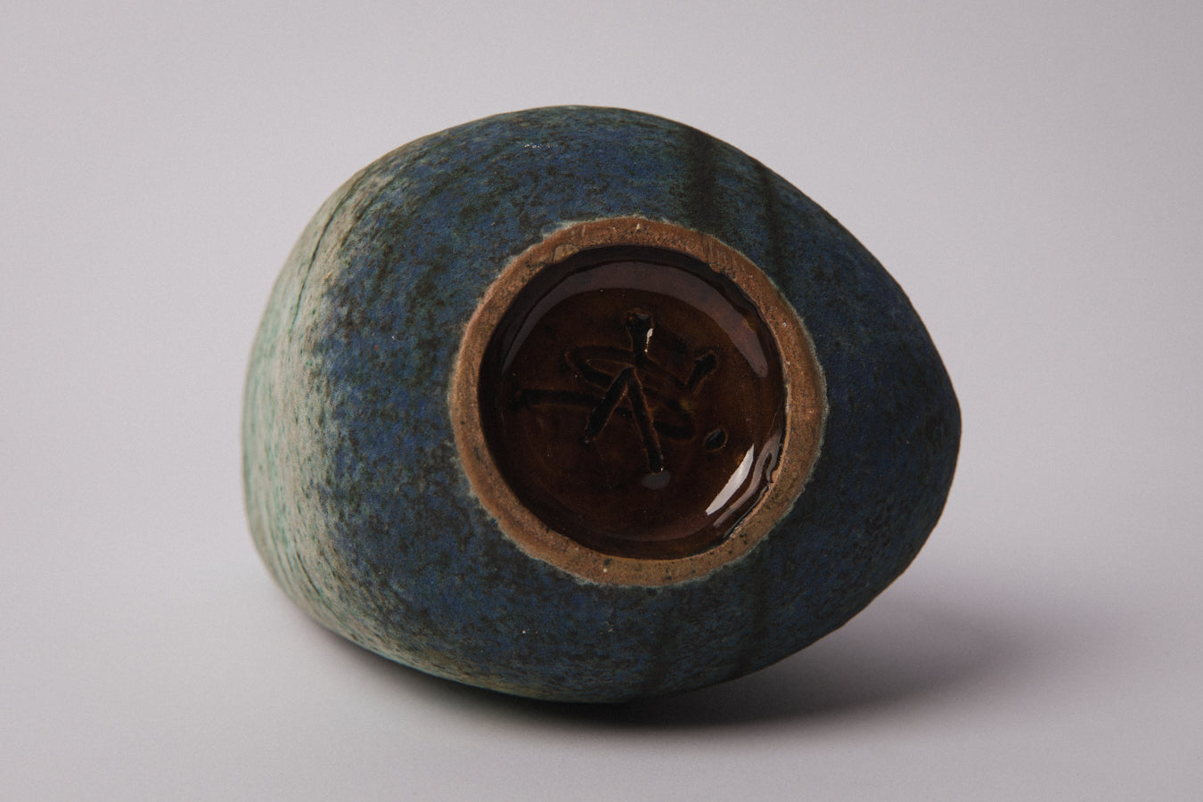 Pebble VASE by Ágoston Simó _ 1338