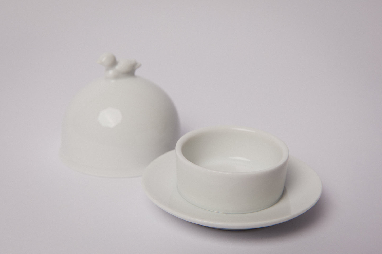 Porcelain BUTTER DISH with duck figurine _ 1471