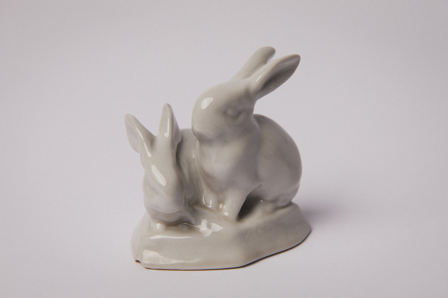 White Hollóháza RABBIT FIGURINE _ 1476