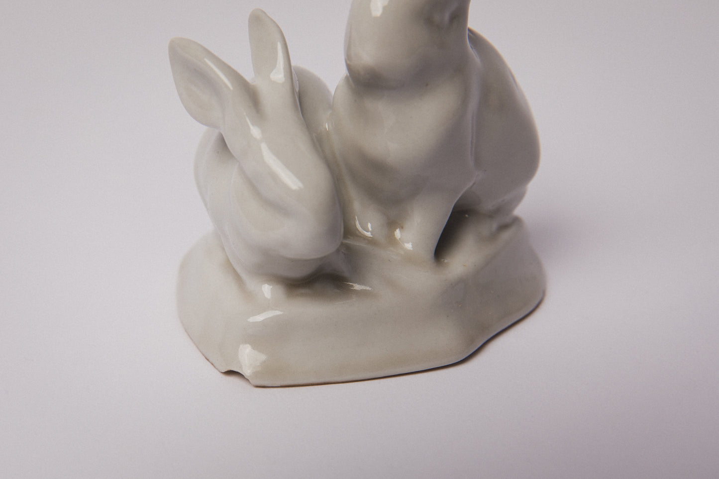 White Hollóháza RABBIT FIGURINE _ 1476