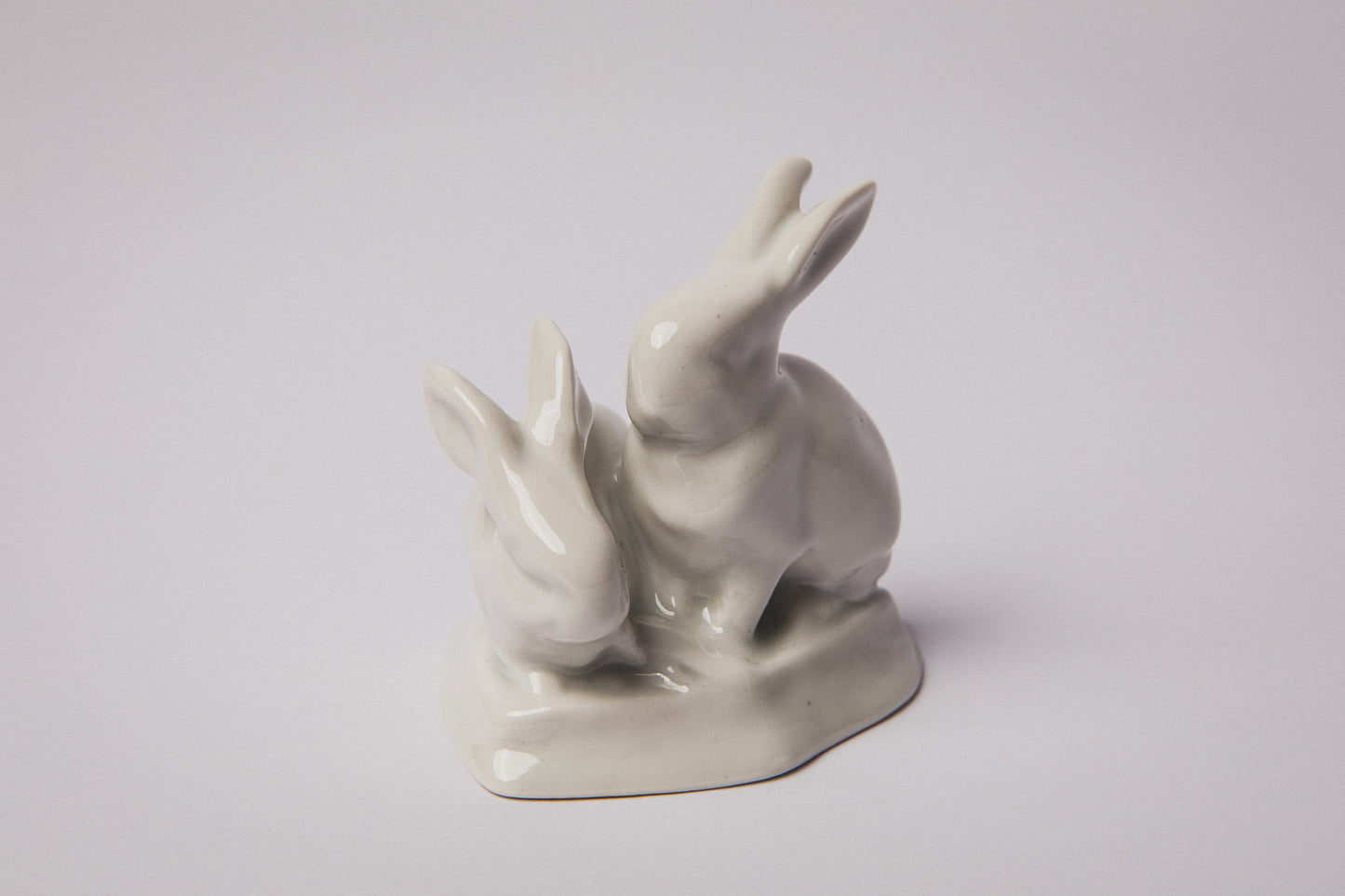 White Hollóháza RABBIT FIGURINE _ 1476