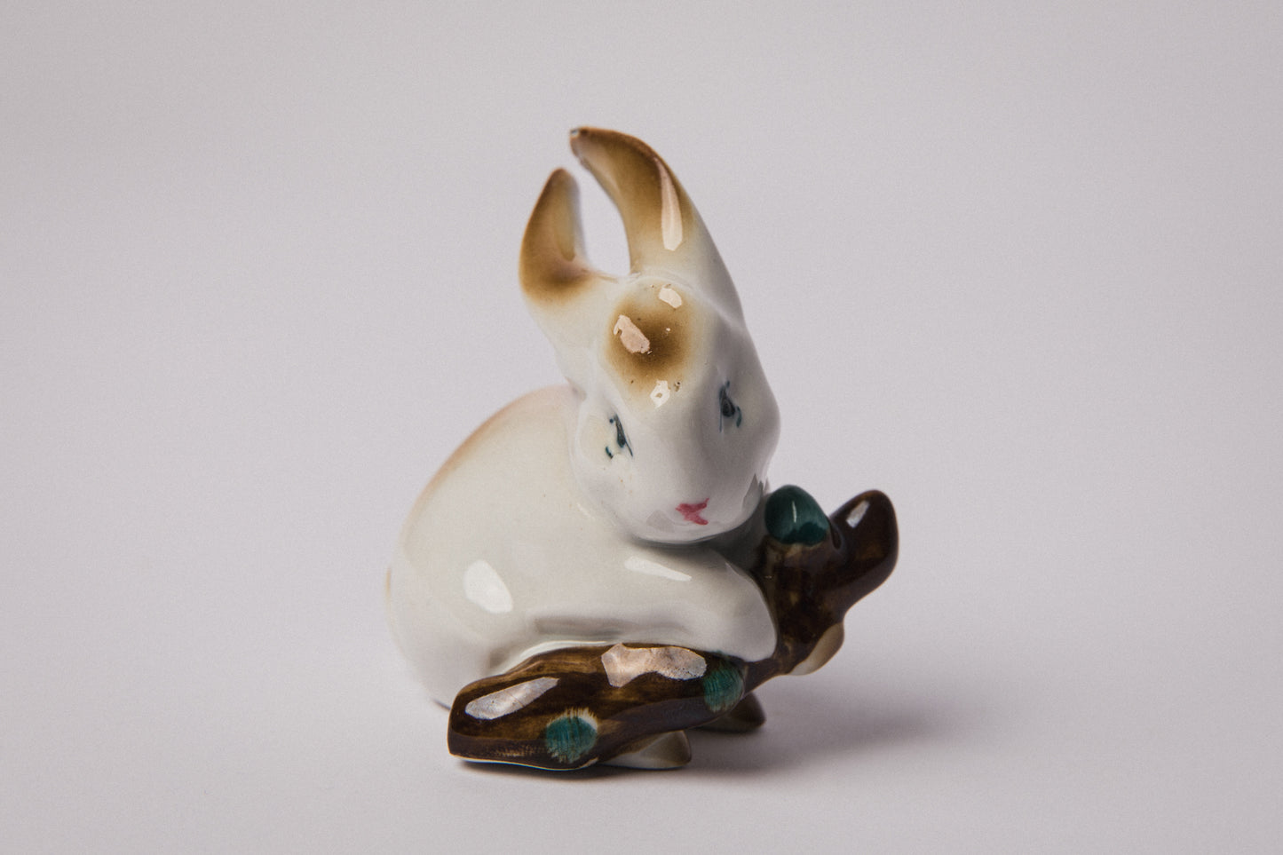 Zsolnay RABBIT with wooden log FIGURINE  _ 1480