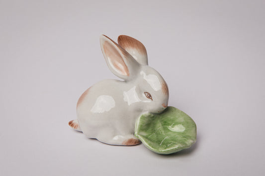 Zsolnay RABBIT FIGURINE with salad _ 1481
