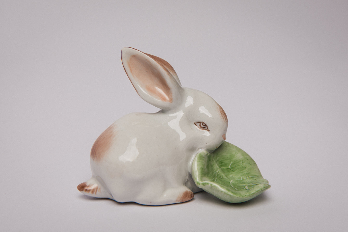 Zsolnay RABBIT FIGURINE with salad _ 1481