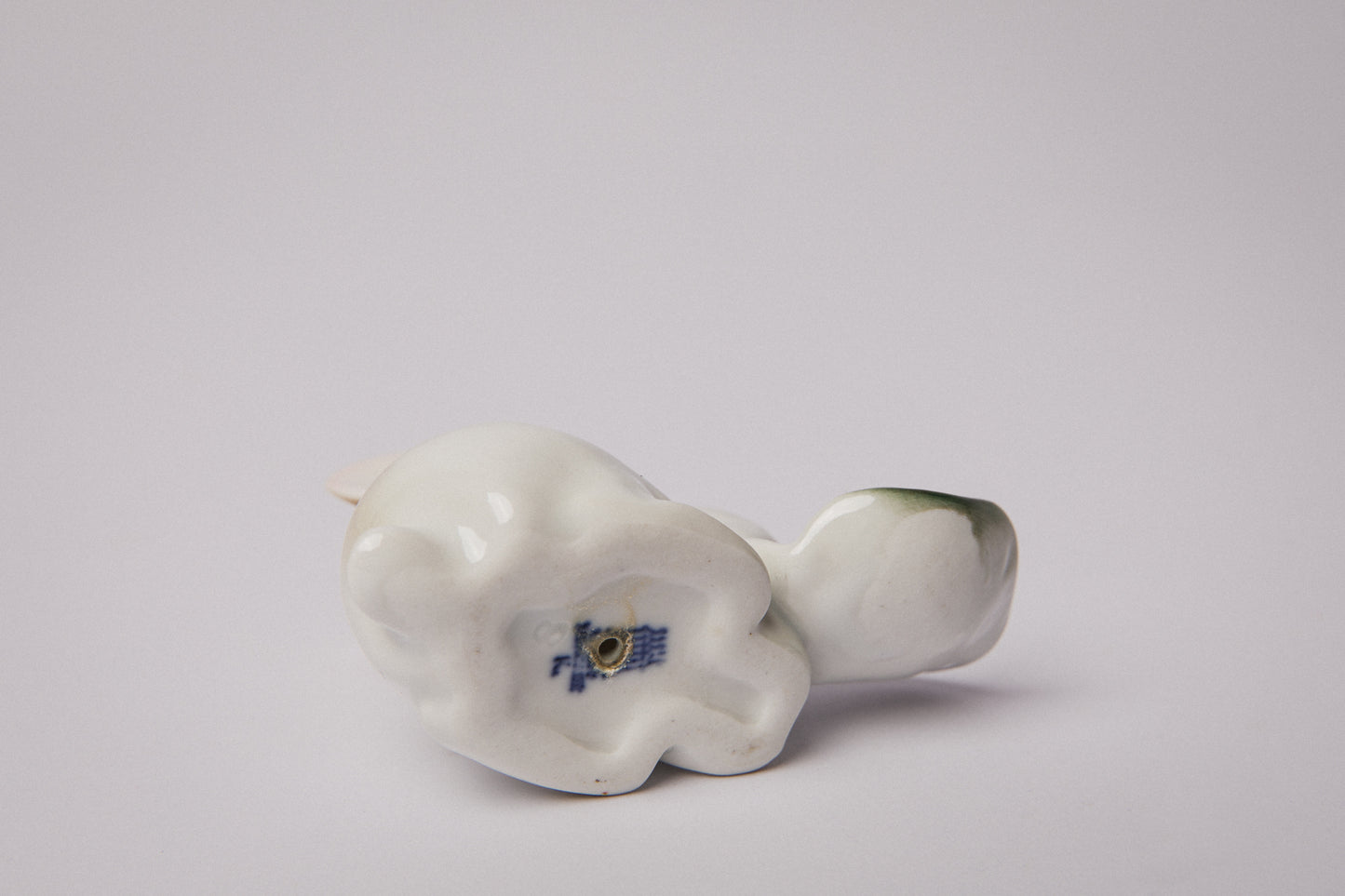 Zsolnay RABBIT FIGURINE with salad _ 1482