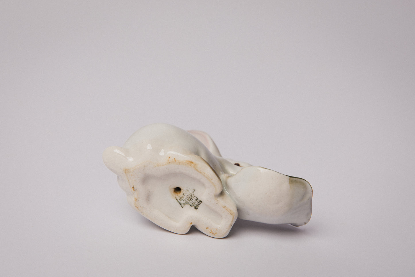 Zsolnay RABBIT FIGURINE with salad _ 1486