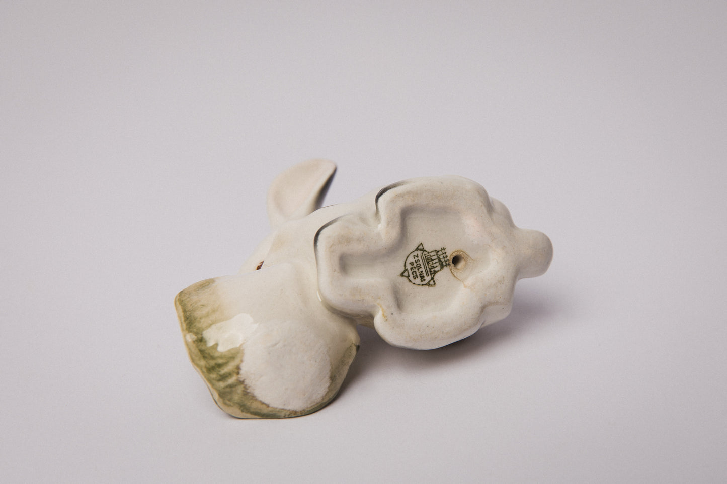 Zsolnay RABBIT FIGURINE with salad _ 1488