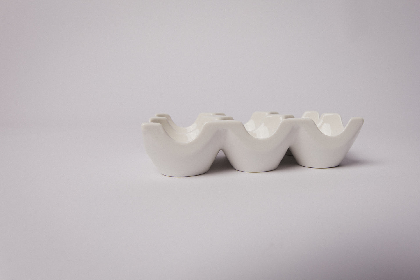 Porcelain EGG-HOLDER _ 1490