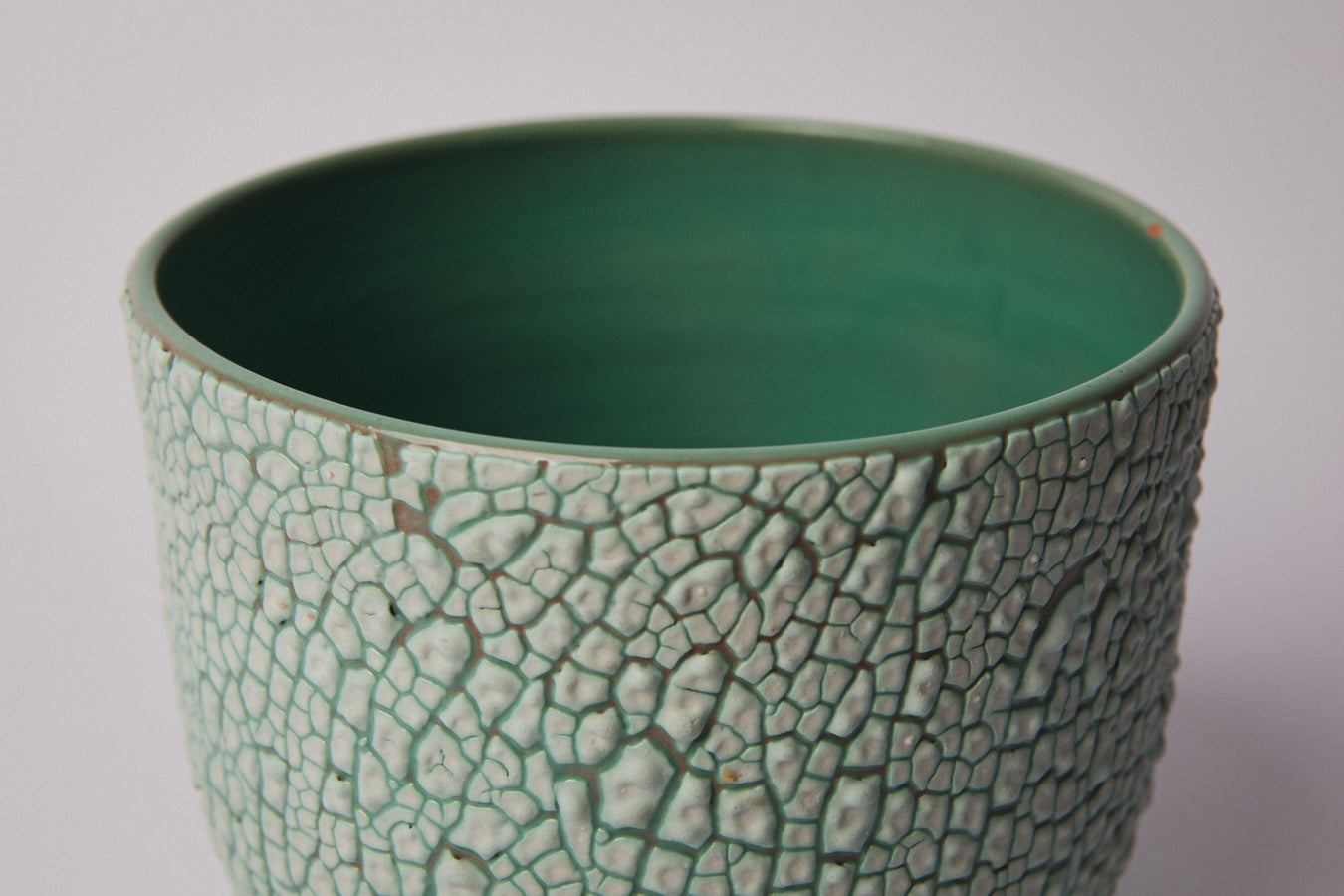Ceramic POT with crackle glaze _ 1360