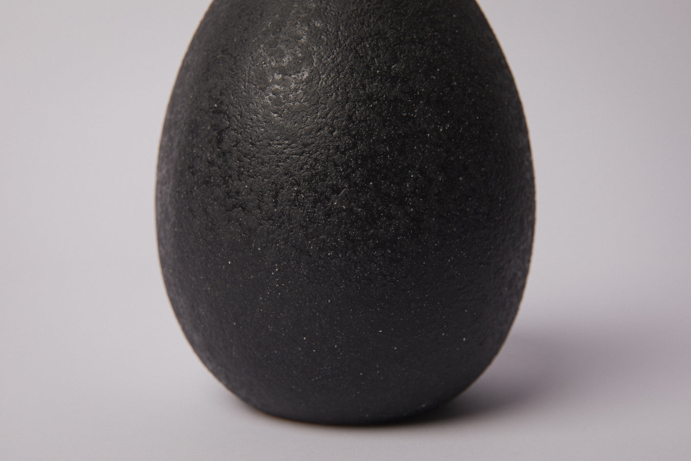 Ceramic EGG large _ 1370