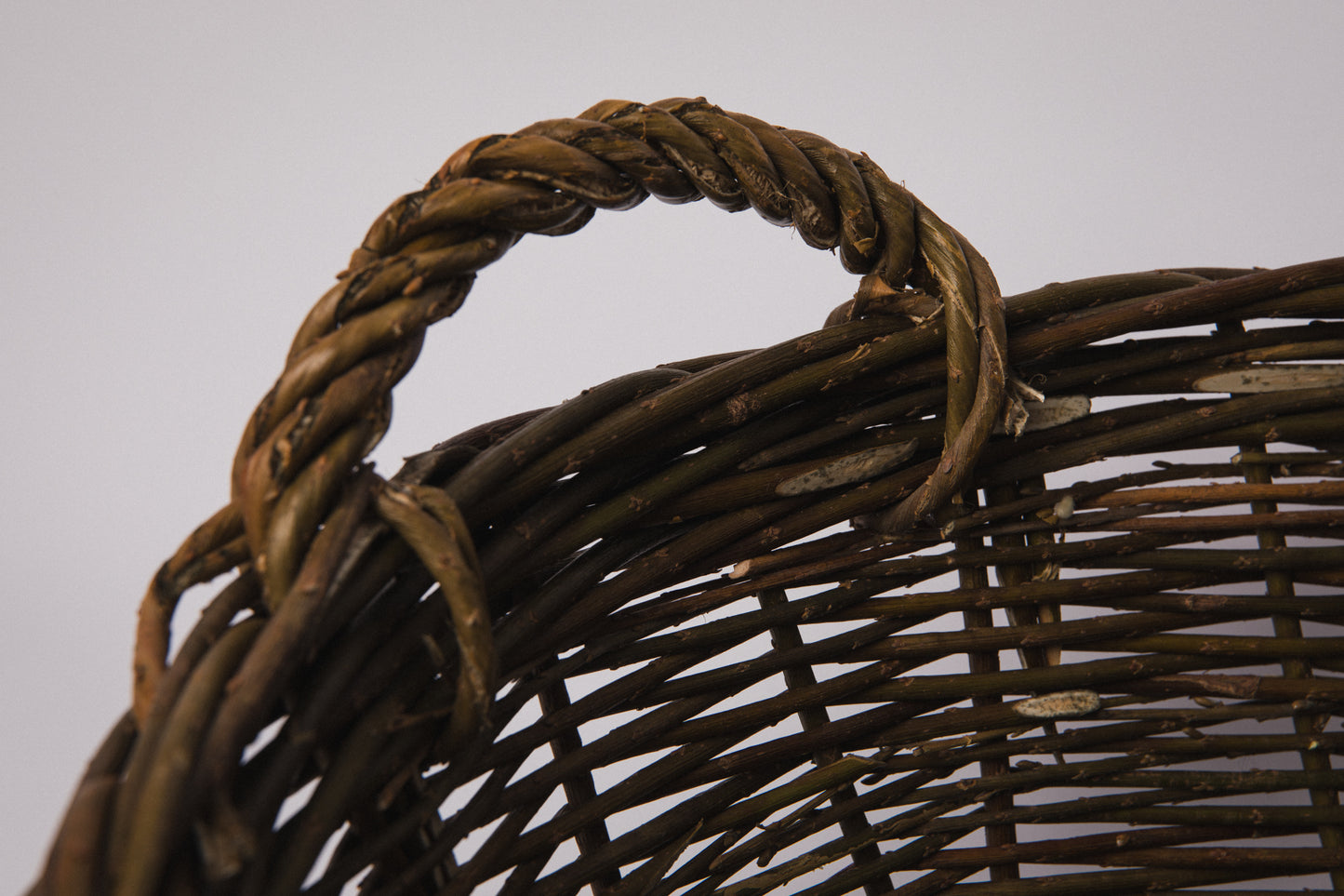 Willow BASKET large _ 1555