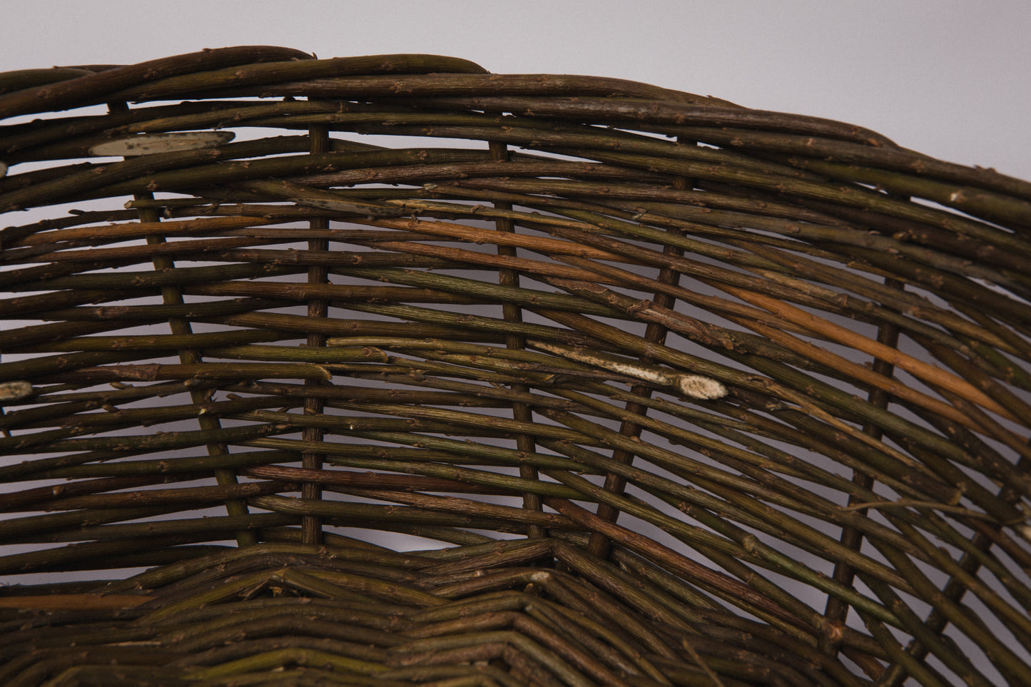 Willow BASKET large _ 1555