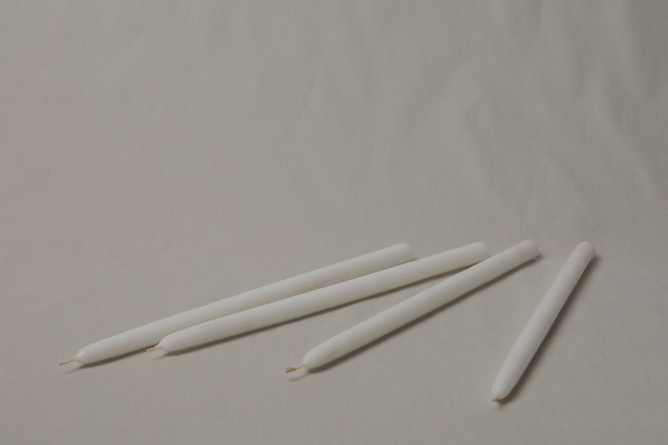 Pack of four straight CANDLE L