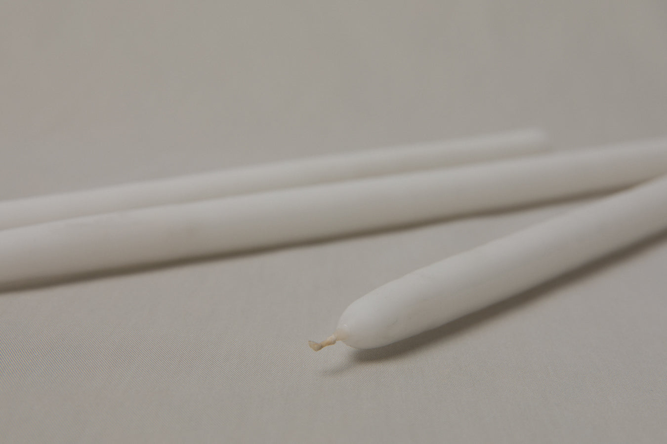 Pack of four straight CANDLE M