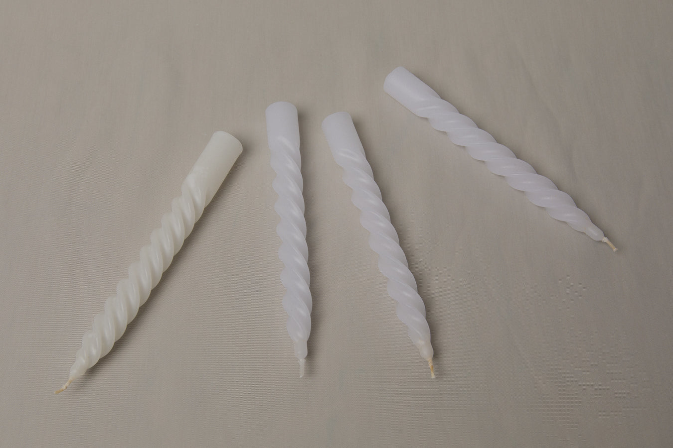 Pack of four spiral CANDLE M