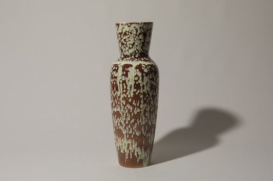 Rust brown-white VASE