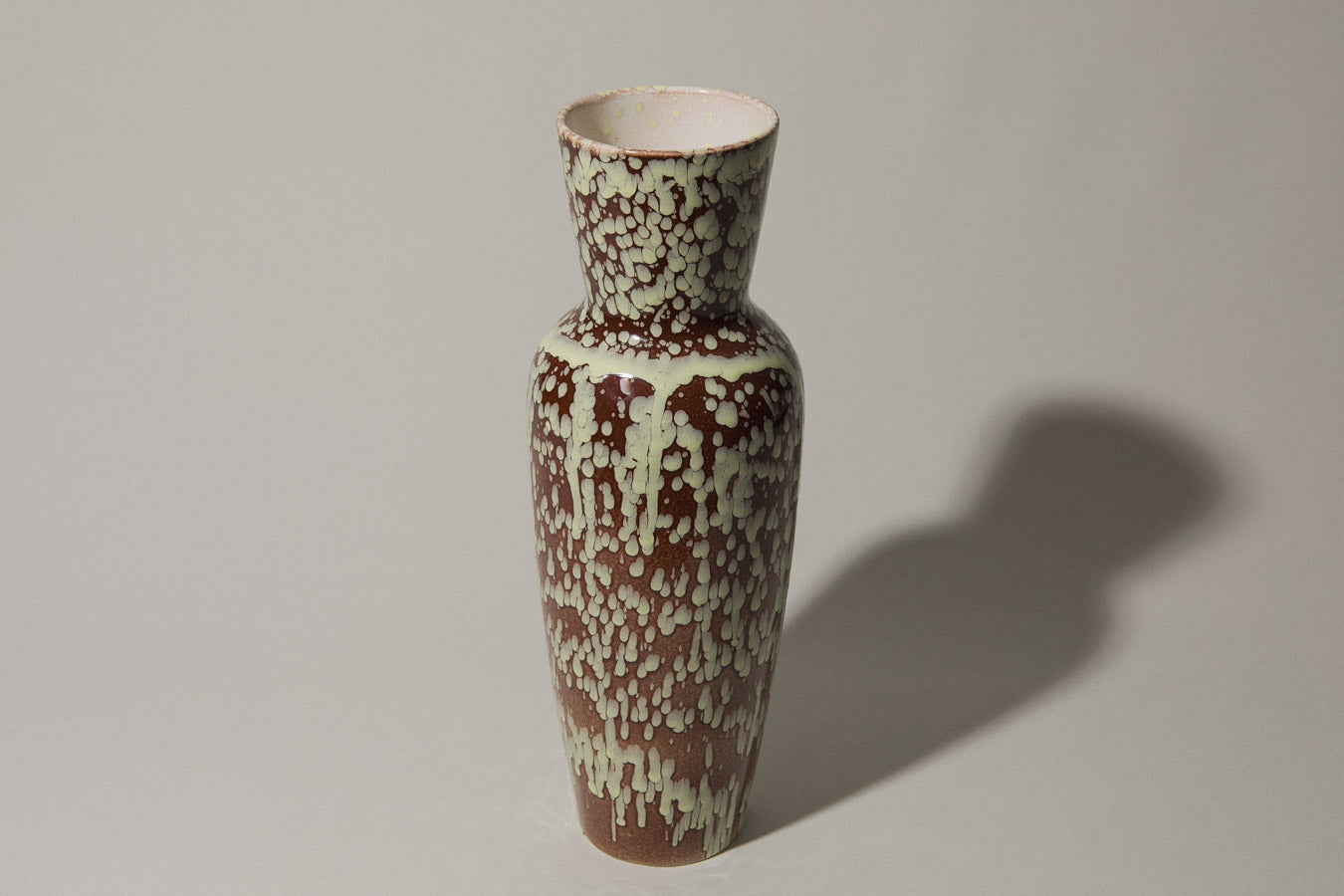 Rust brown-white VASE