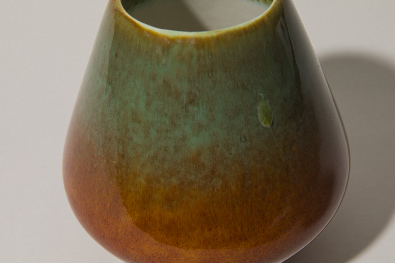 Faceted ovoid faience VASE _ 368