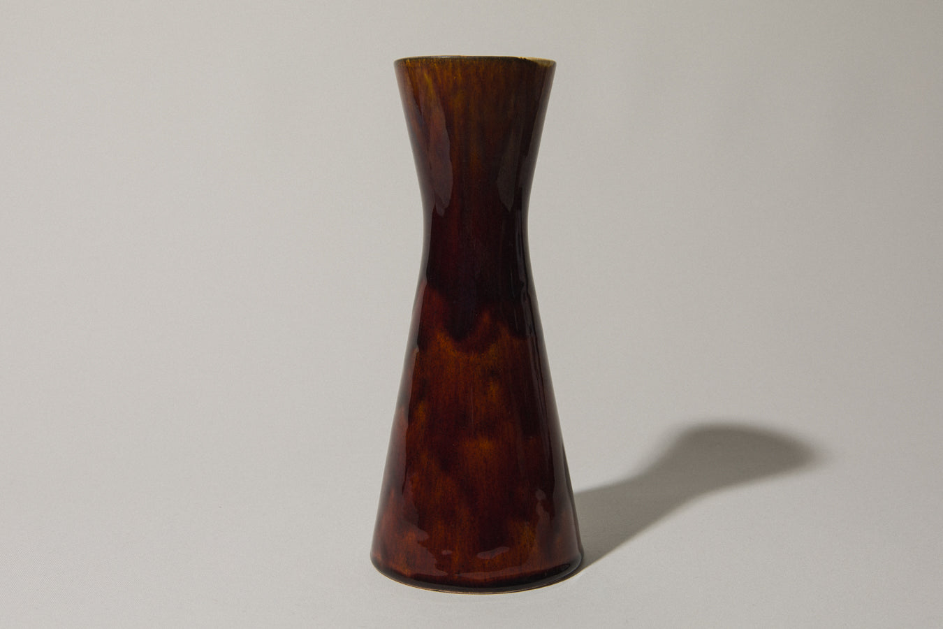 Hourglass faience VASE _ 382