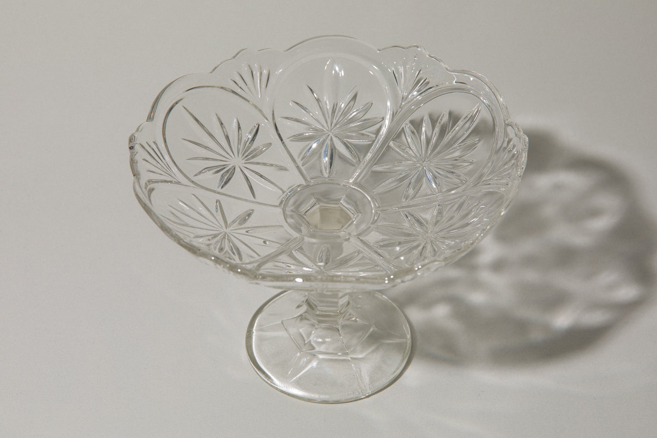 Glass footed SERVING BOWL
