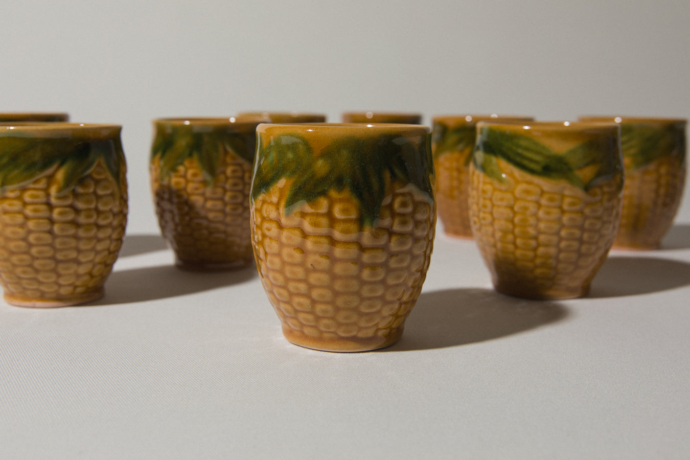 Set of eleven corn TUMBLERS _ 529