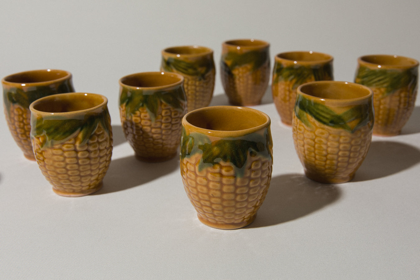 Set of eleven corn TUMBLERS _ 529
