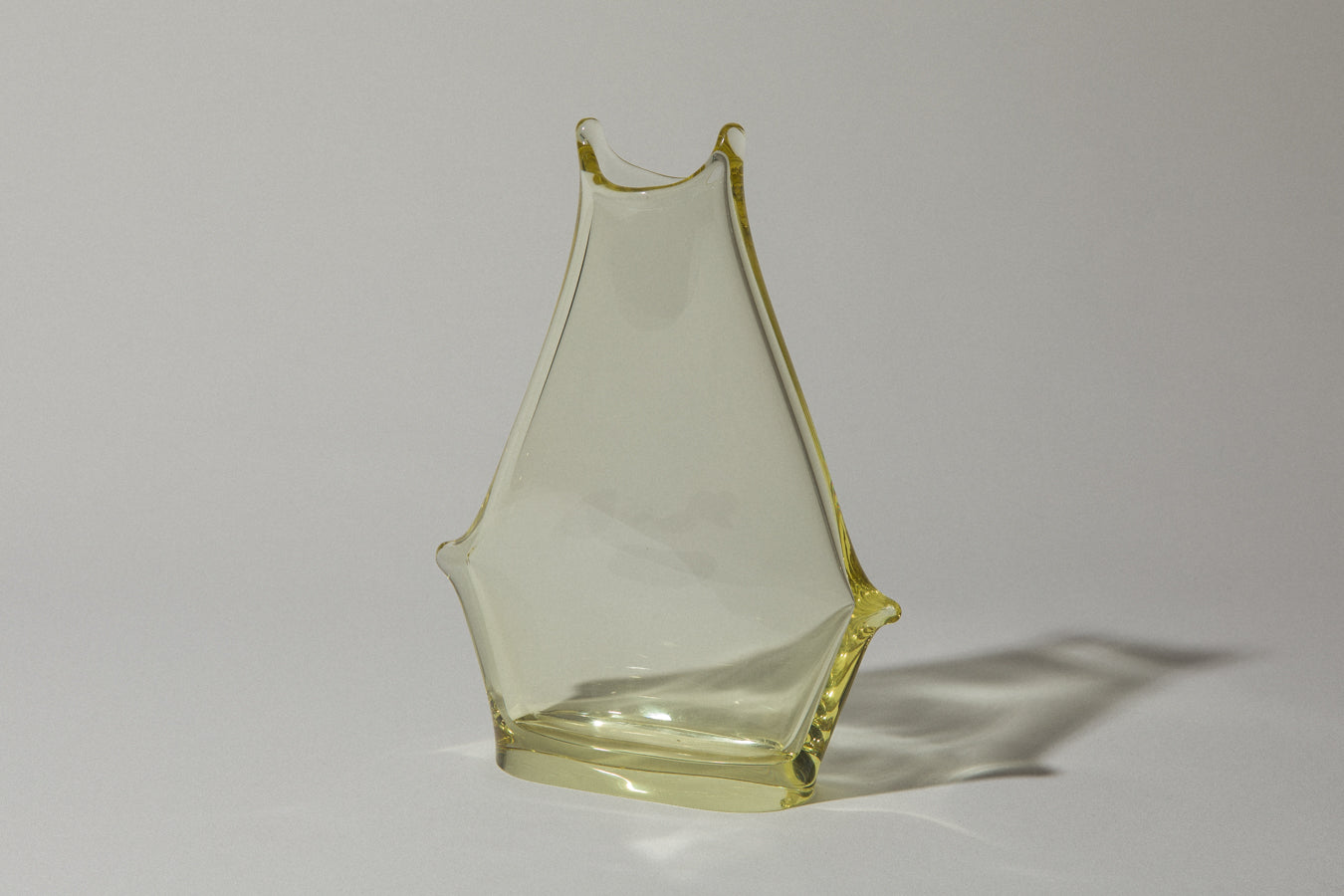 Yellow glass VASE _ 570