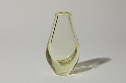 Yellow glass VASE _ 572