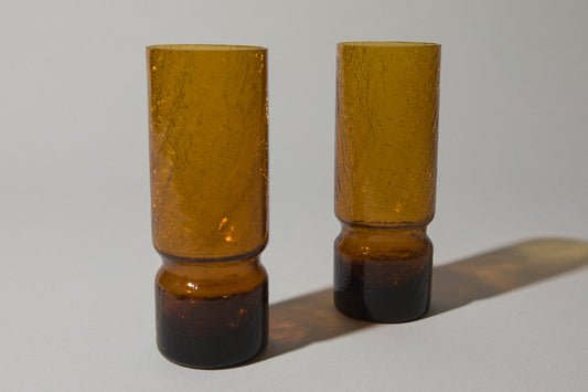 Set of two amber crackled glass TUMBLERS