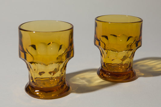 Set of two amber GLASSES