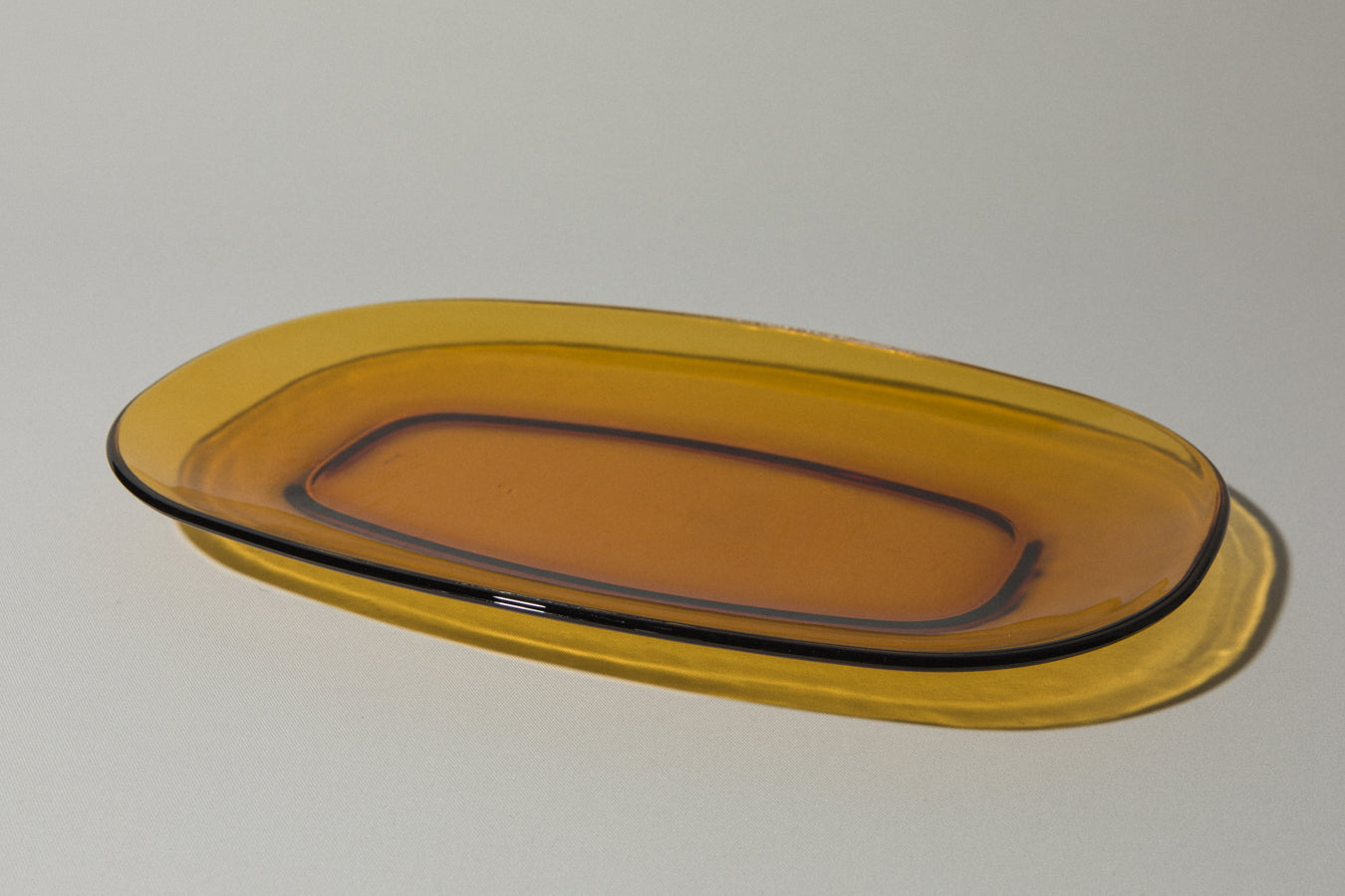 Amber glass SERVING PLATE