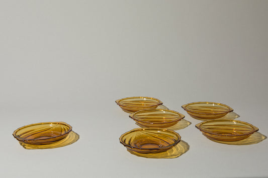 Set of six SERVING PLATES small